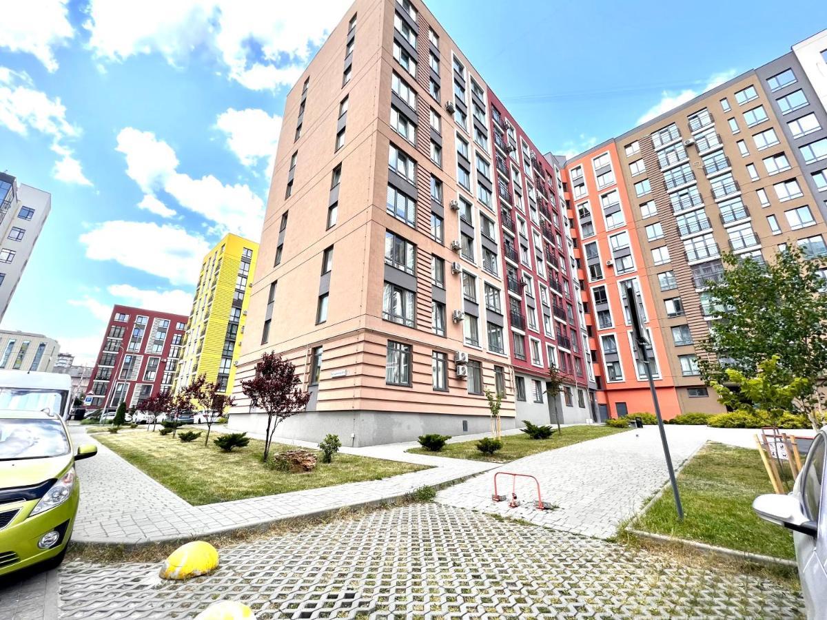 Osapart Hotel In A Complex Semycvit 4 Lviv Exteriör bild